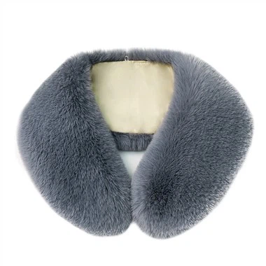 Coll de pell sintètica desmuntable